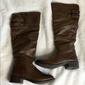 ⭐️Apt 9. Knee High Boots⭐️